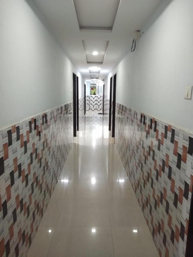 Hotel Shree Krishna Ahmedabad Eksteriør bilde